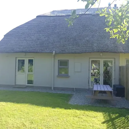 Remarkable 3-bed House In Holiday home